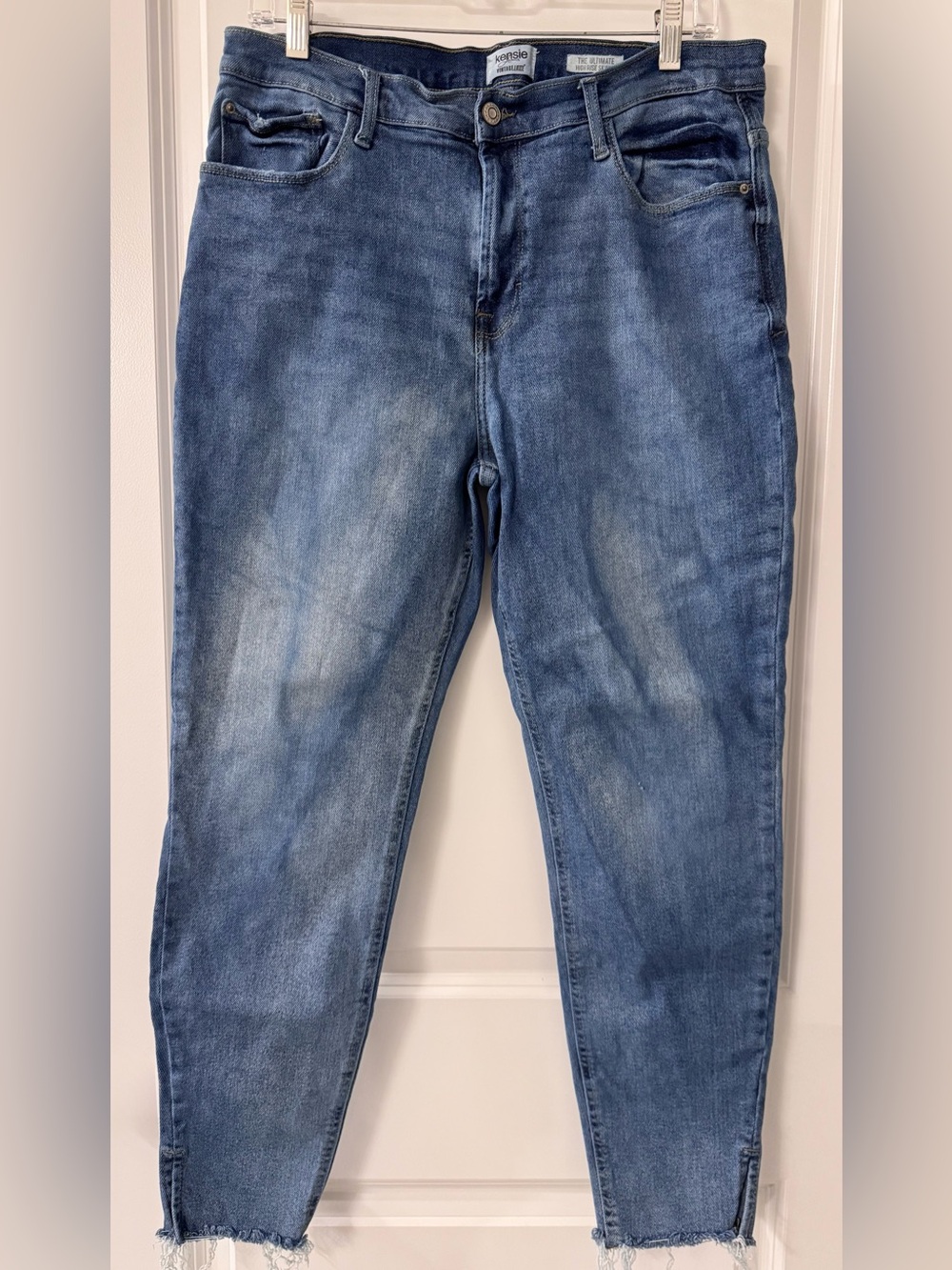 1989 Kensie Jeans Vintage Luxe Kelsey Ultimate High-Rise Skinny Jean Medium Wash